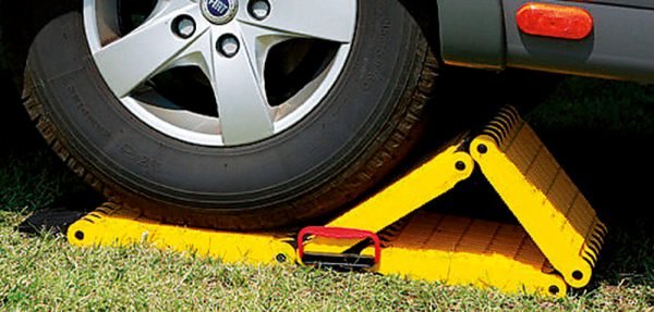 9990572-Rampe_Uniko_6_in_1_in_praktischer_Nylon-Trage-Anwendung-02 Rampa UNICO 6 u 1