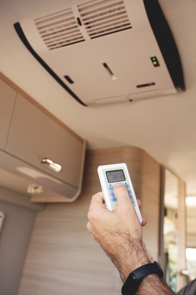 495026_2 klima aircon 12v Klima uređaj PLEIN-Aircon 12V